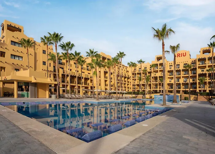 Resort Riu Santa Fe 5*